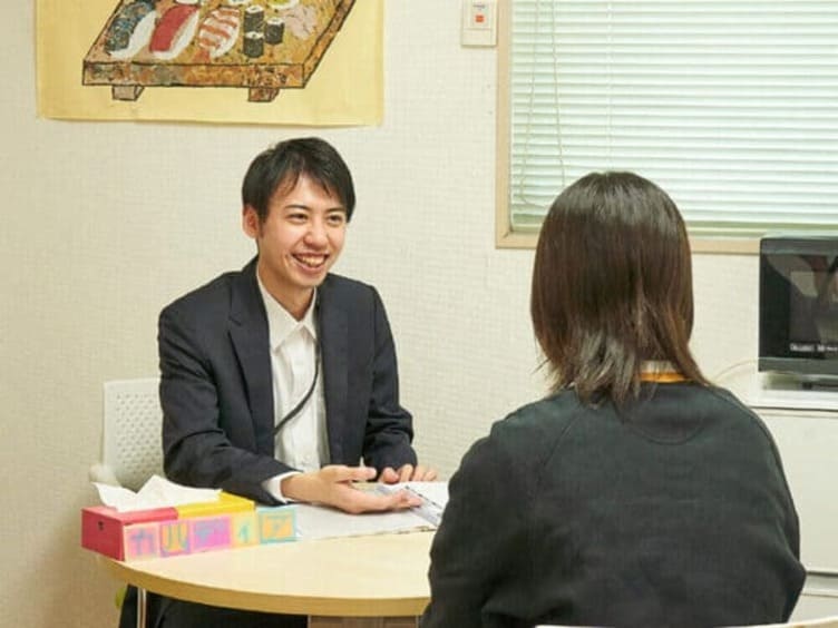 サービス4 長く働き続けられるようにサポート！定着支援